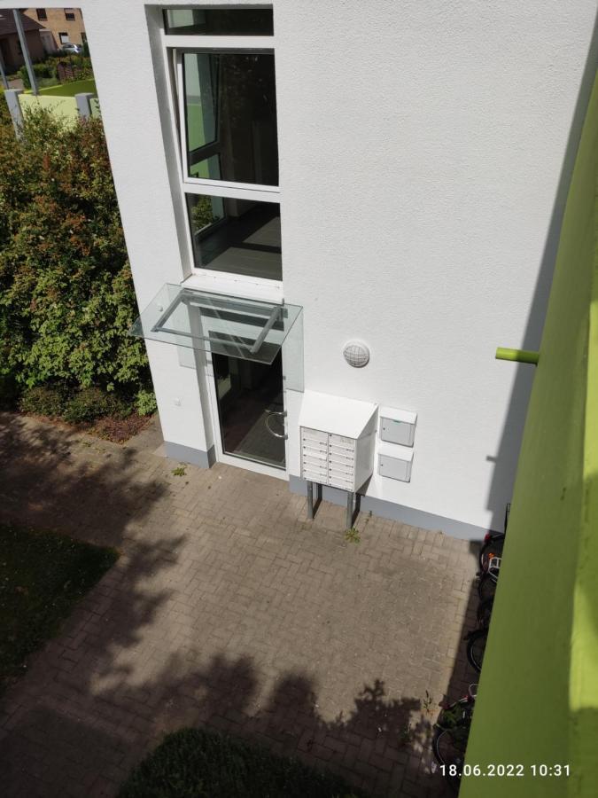Gemuetliches Einzelzimmer Super Late Check In Moeglich Brake  Exterior photo